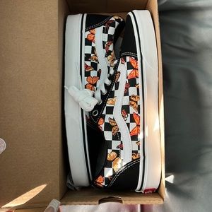 Butterfly vans